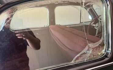 Buick-Roadmaster-1939-Sedan-16