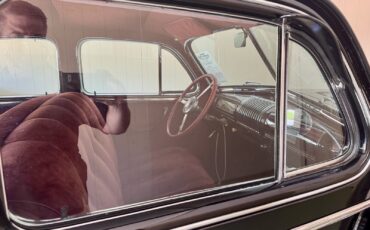 Buick-Roadmaster-1939-Sedan-17