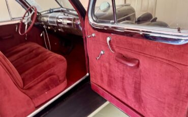 Buick-Roadmaster-1939-Sedan-28