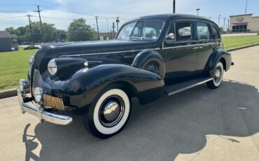 Buick-Roadmaster-1939-Sedan-4