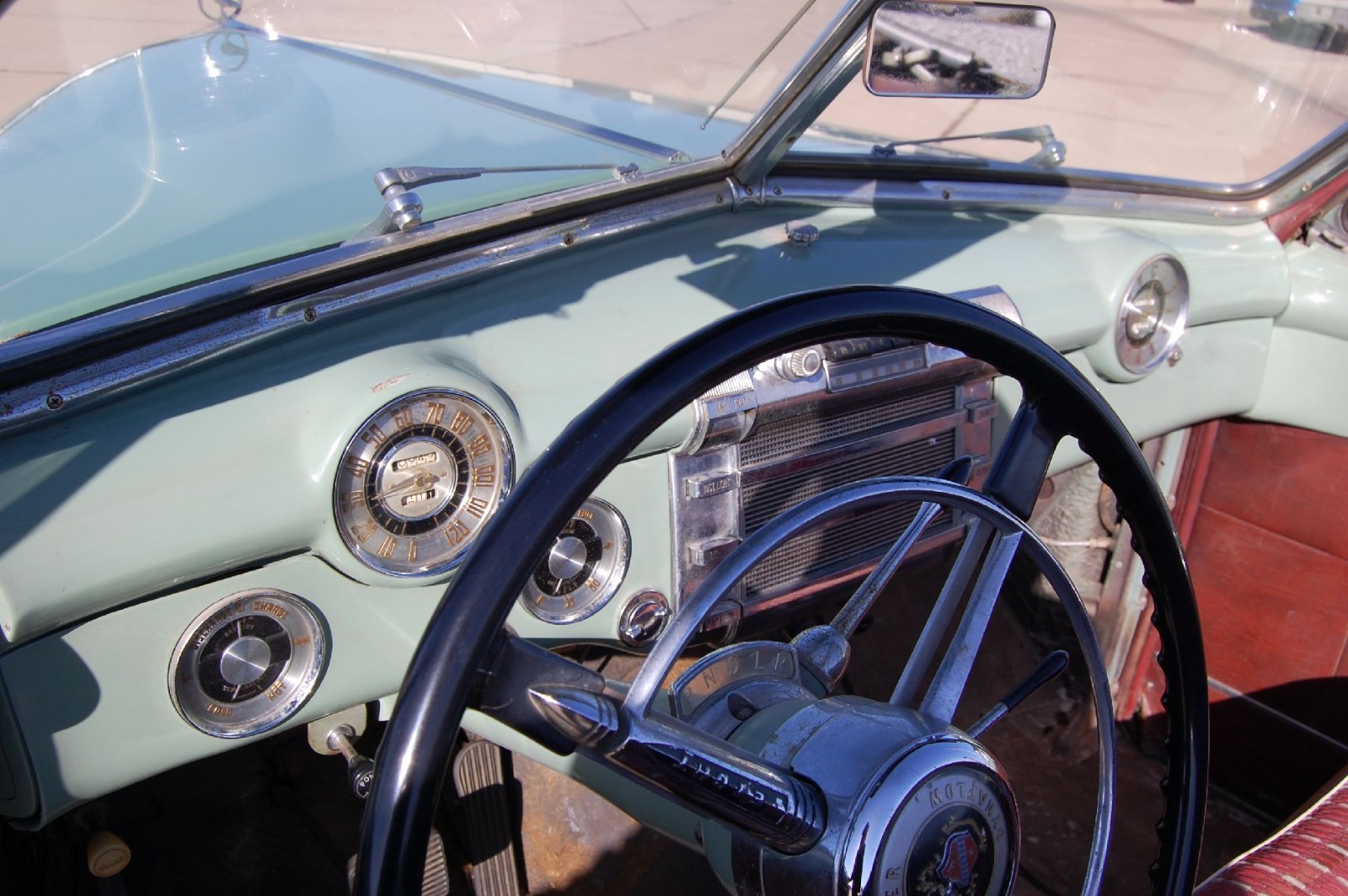 Buick-Roadmaster-1948-Convertible-10