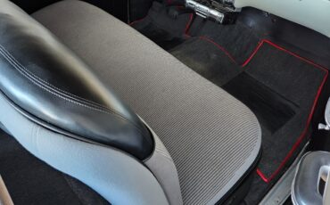 Buick-Roadmaster-1948-Sedan-10