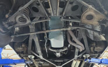 Buick-Roadmaster-1948-Sedan-15