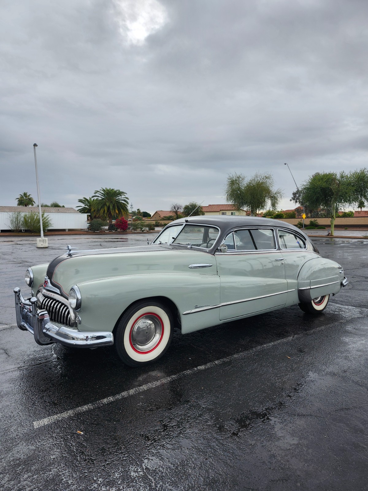 Buick-Roadmaster-1948-Sedan-24