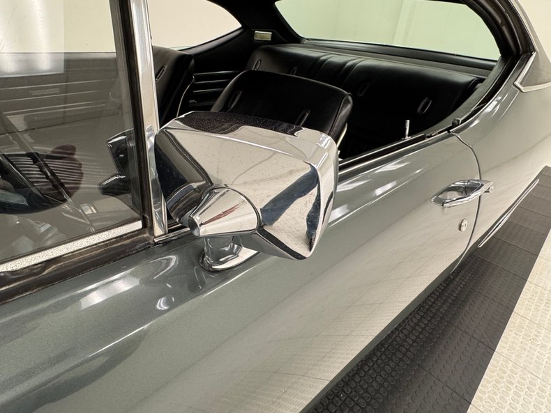 Buick-Skylark-1968-Sequoia-Green-Black-20