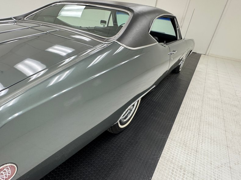 Buick-Skylark-1968-Sequoia-Green-Black-36