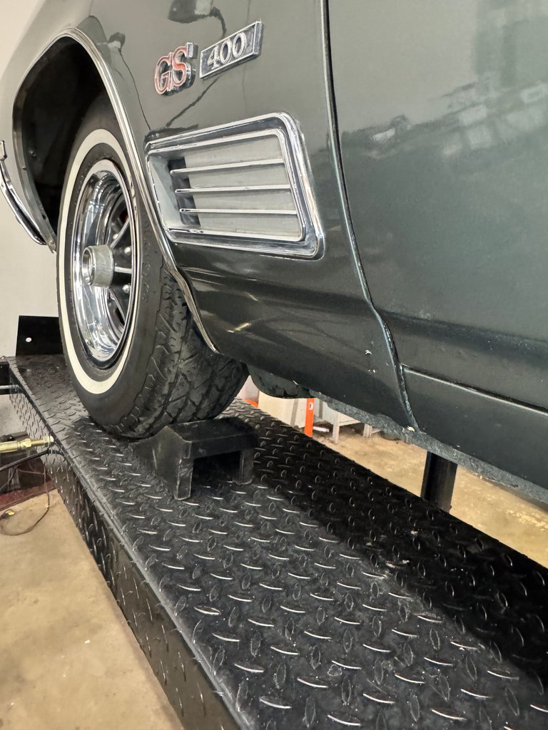 Buick-Skylark-1968-Sequoia-Green-Black-40