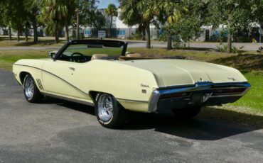 Buick-Skylark-1969-Convertible-16