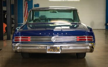 Buick-Wildcat-1964-4-Door-Sedan-13