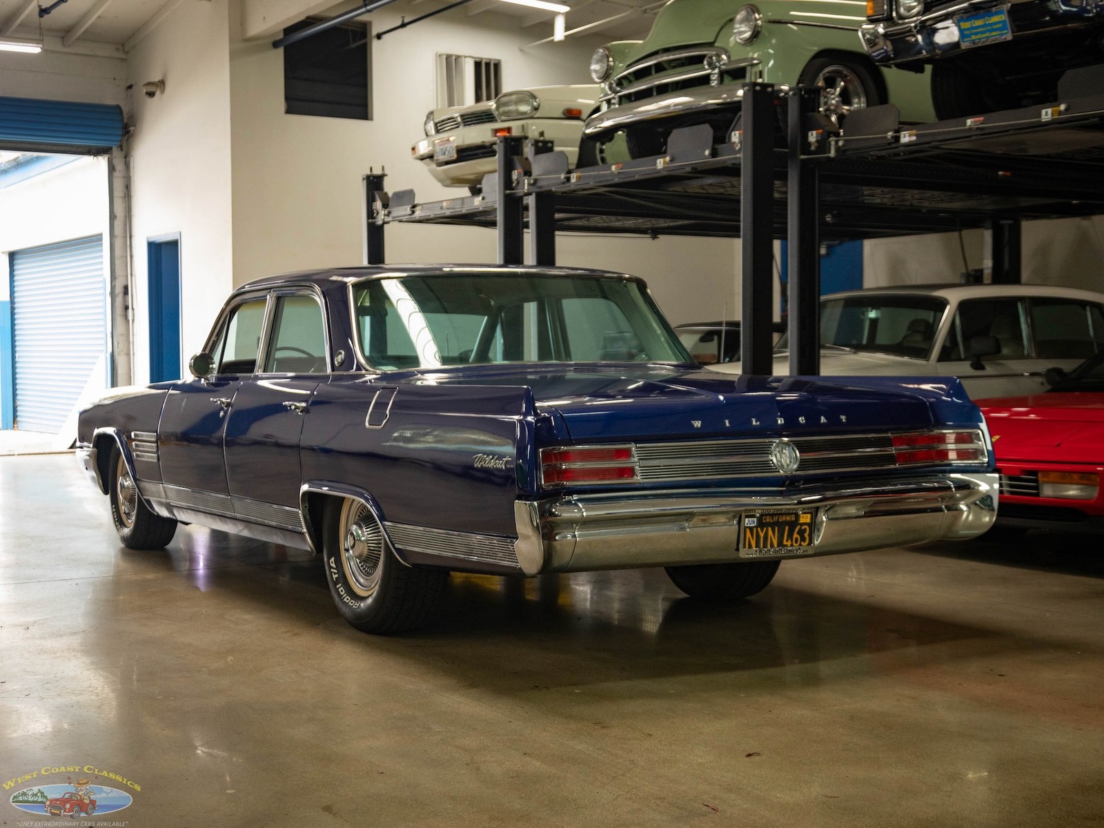 Buick-Wildcat-1964-4-Door-Sedan-17