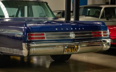 Buick-Wildcat-1964-4-Door-Sedan-18