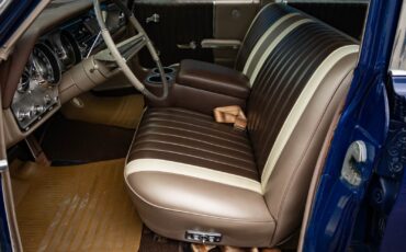Buick-Wildcat-1964-4-Door-Sedan-25
