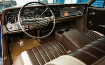 Buick-Wildcat-1964-4-Door-Sedan-27