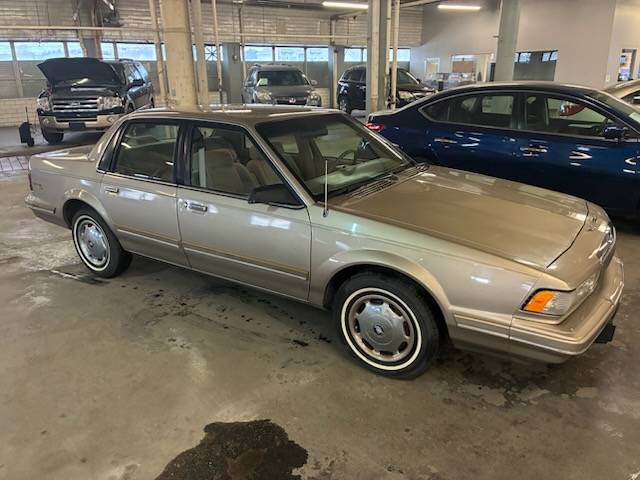 Buick-century-specialspecial-wagon-1996-3