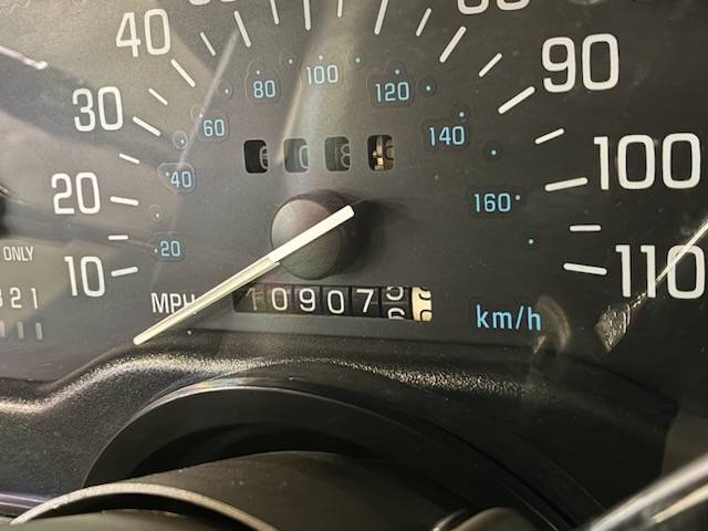 Buick-century-specialspecial-wagon-1996-5