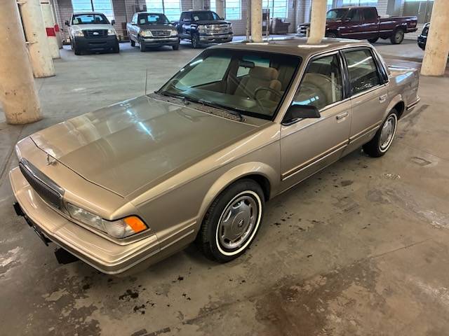 Buick-century-specialspecial-wagon-1996