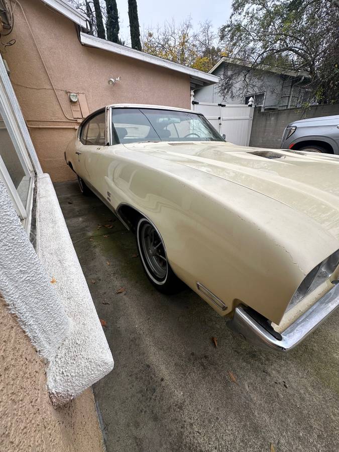 Buick-grand-sport-1970-yellow-9