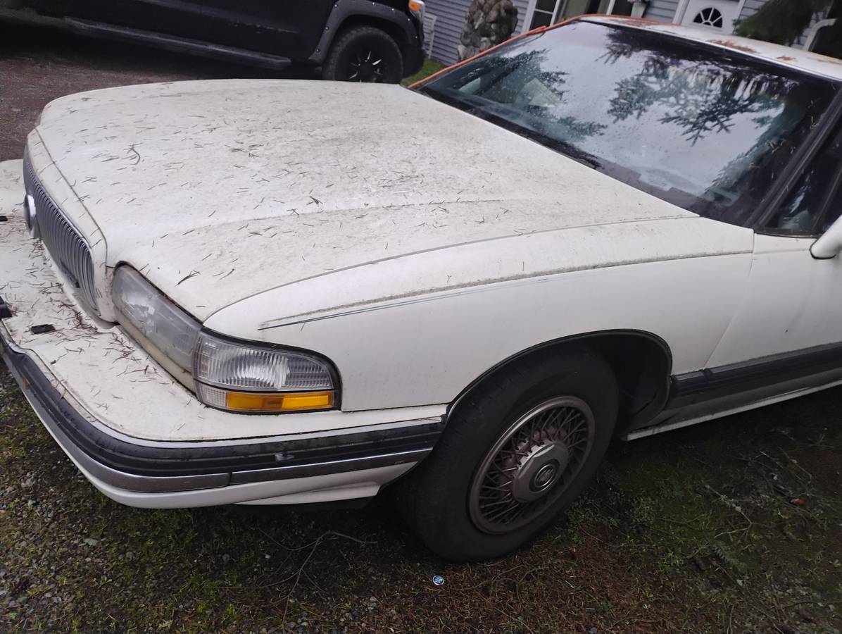 Buick-la-sabre-1992-white-2