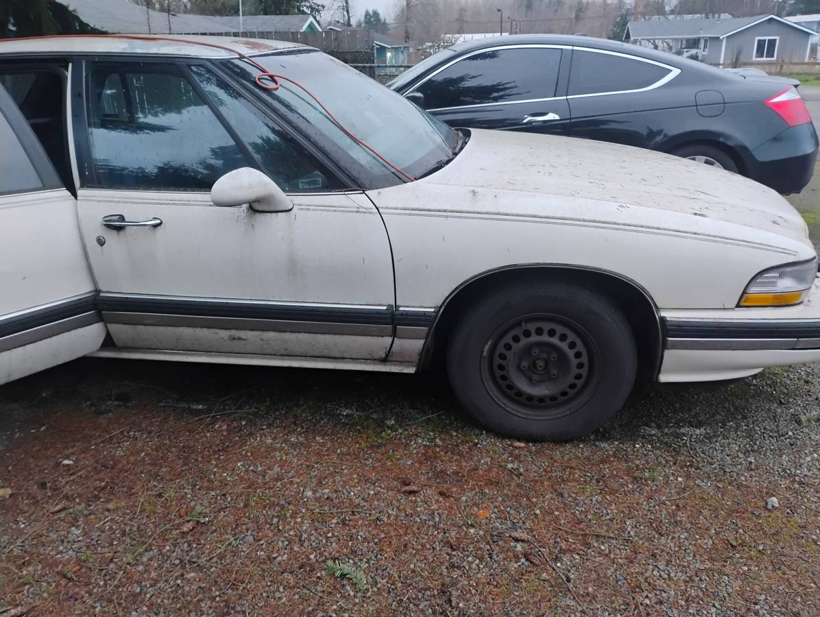 Buick-la-sabre-1992-white-4