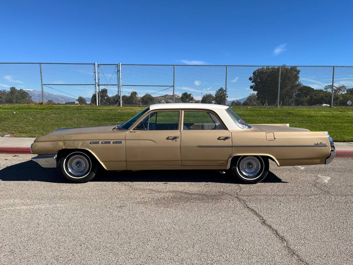 Buick-lesabre-1963-custom-3