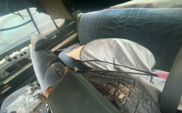 Buick-lesabre-1973-white-8