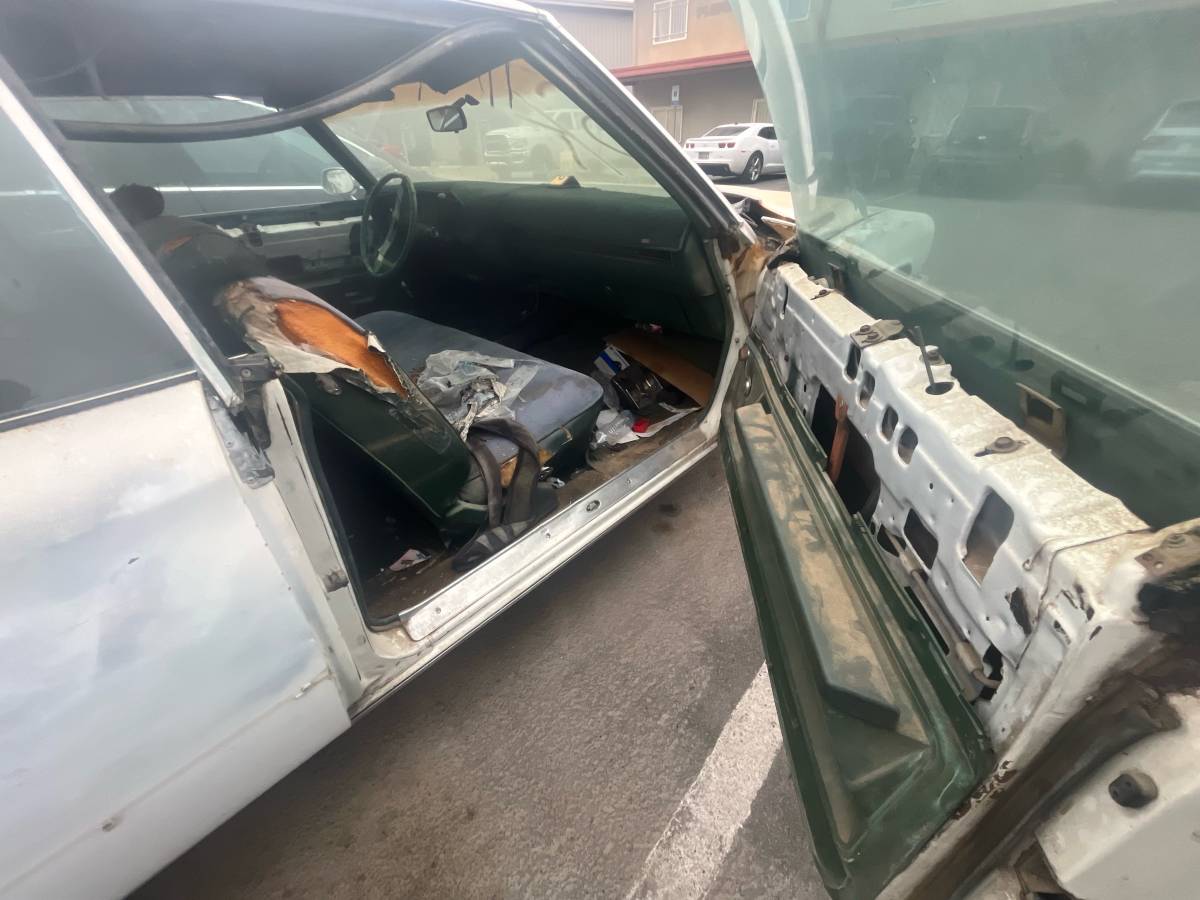 Buick-lesabre-1977-16