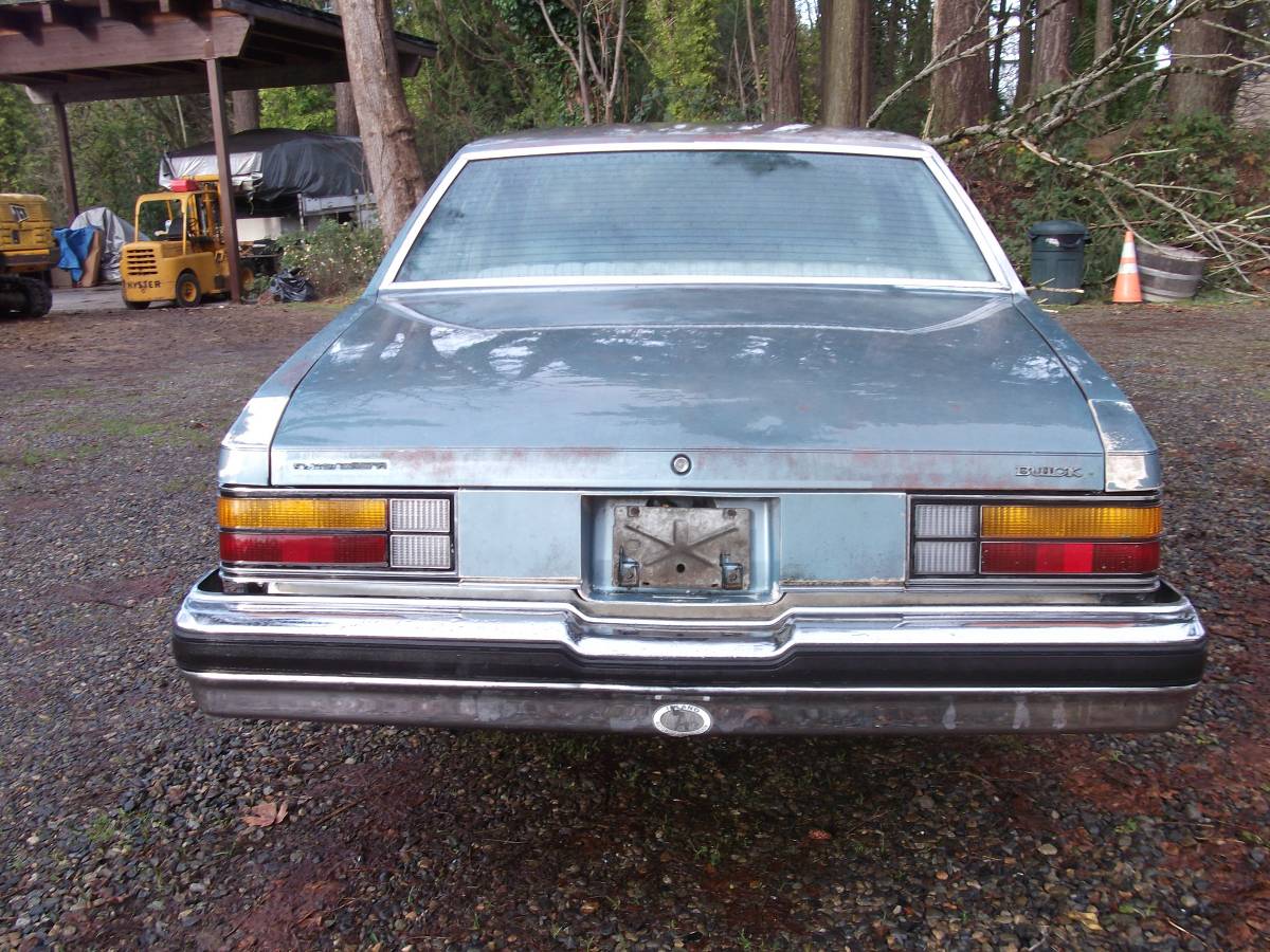 Buick-lesabre-1977-2