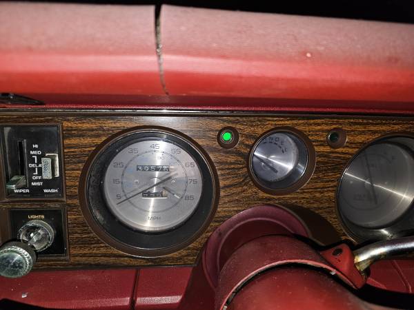 Buick-lesabre-1979-white-11