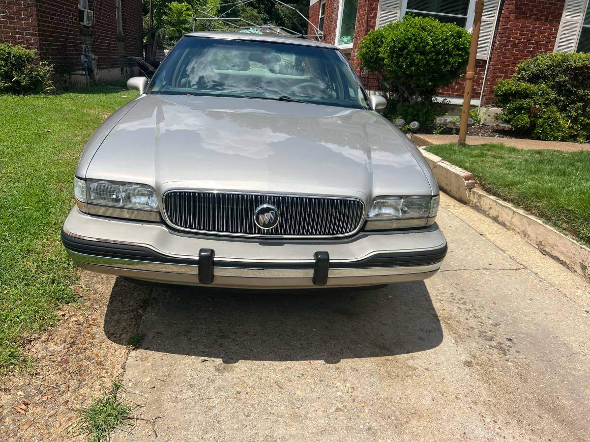 Buick-lesabre-1995-3