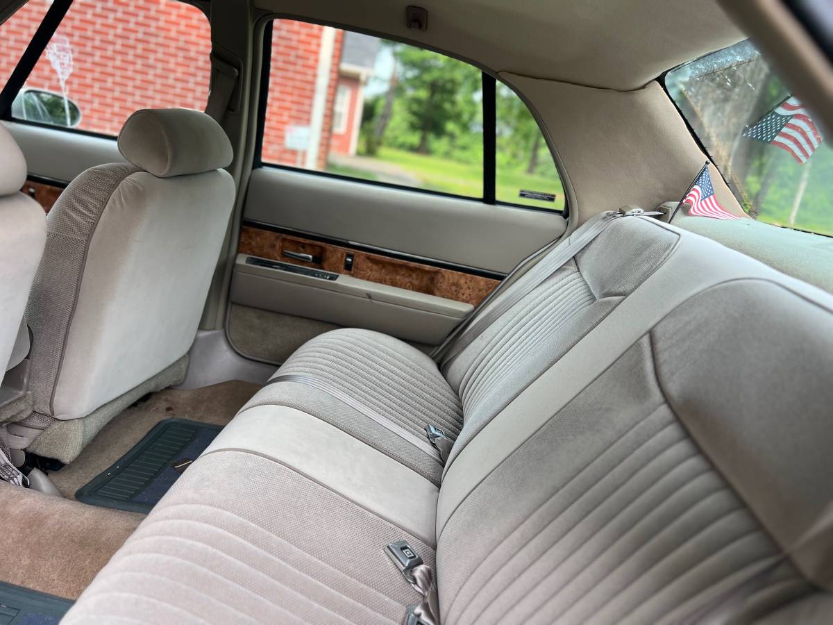 Buick-lesabre-1995-4