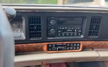 Buick-lesabre-1995-5