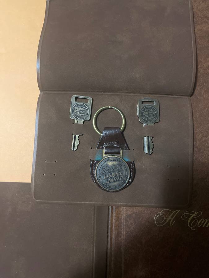 Buick-lesabre-limited-1985-white-6