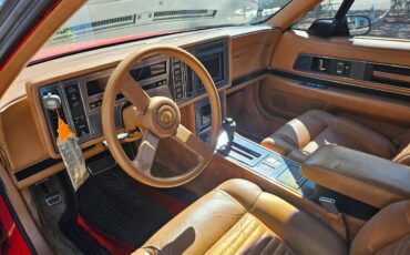 Buick-reatta-1989-red-4