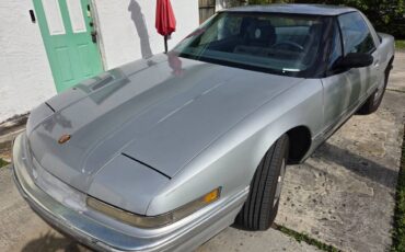 Buick-reatta-1989-silver-1