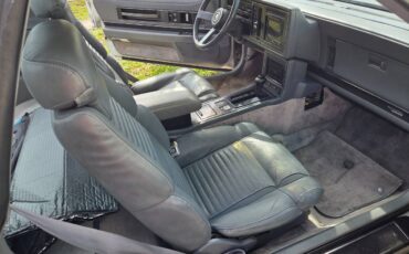 Buick-reatta-1989-silver-5