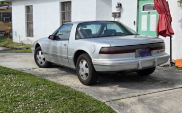 Buick-reatta-1989-silver-8