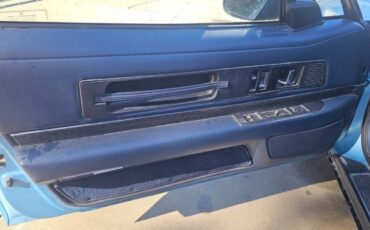 Buick-reatta-1990-14