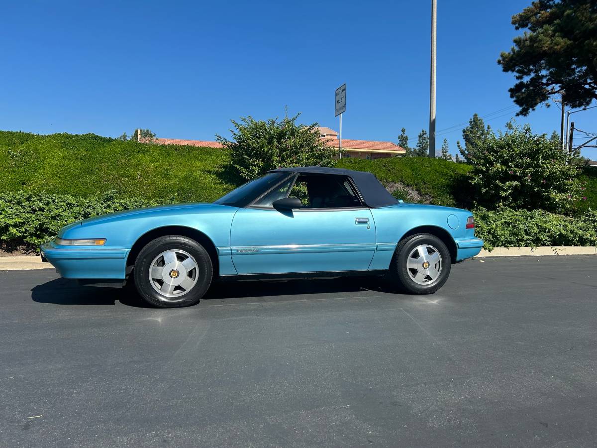 Buick-reatta-1990-4