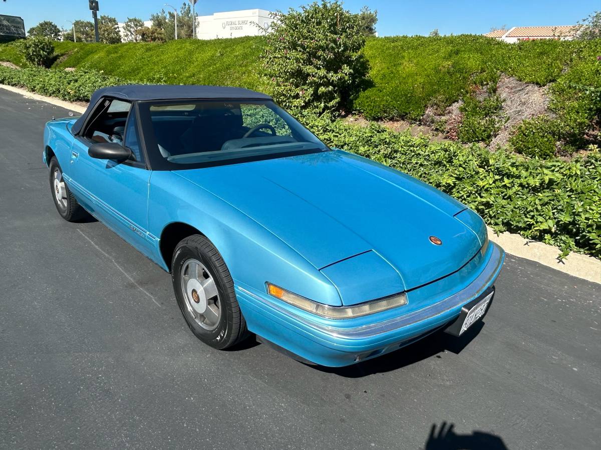Buick-reatta-1990