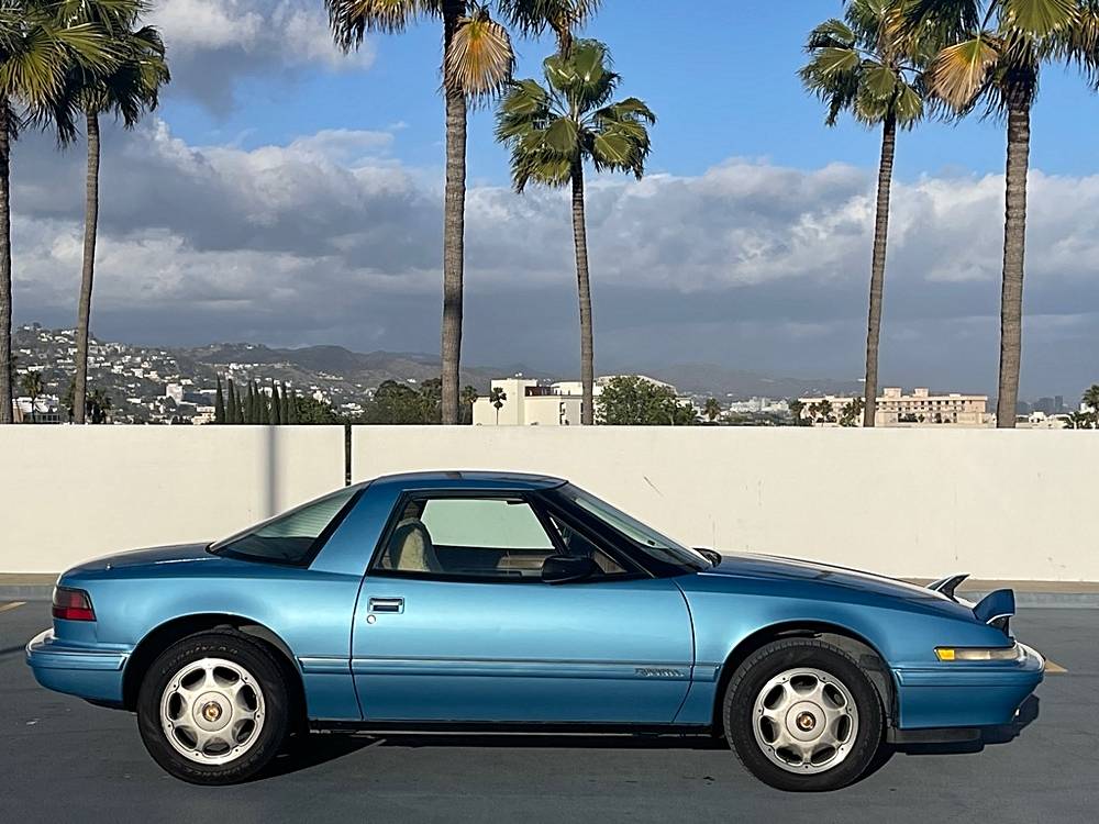 Buick-reatta-1991-blue-13