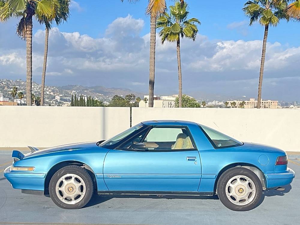 Buick-reatta-1991-blue-14