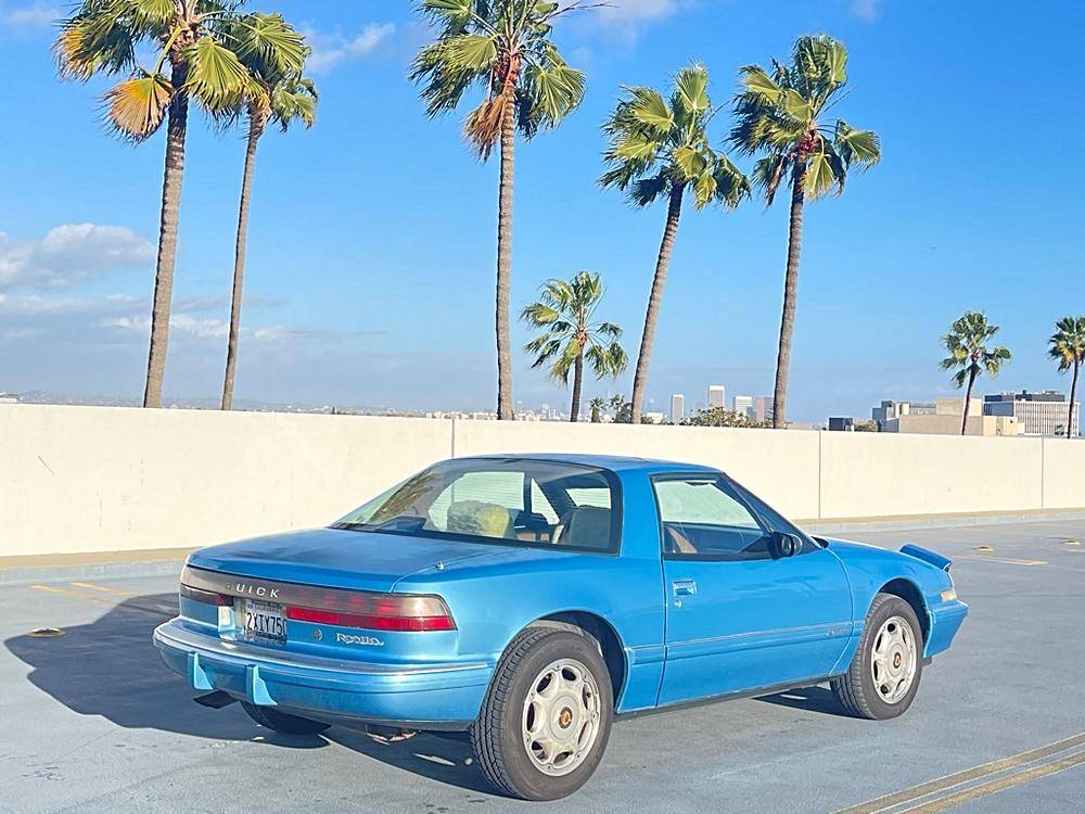 Buick-reatta-1991-blue-9