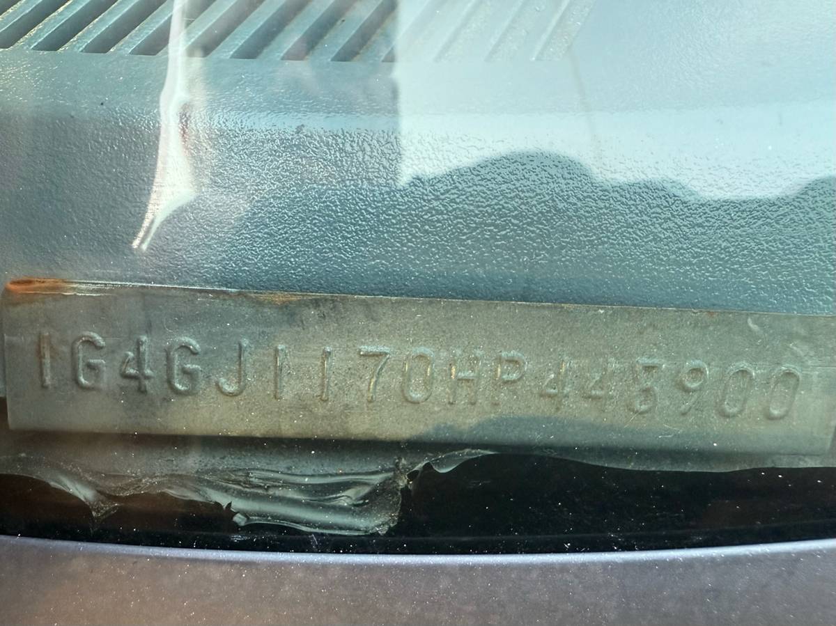 Buick-regal-1987-black-35