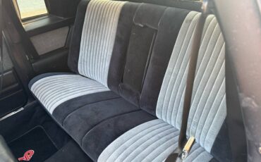 Buick-regal-1987-black-44