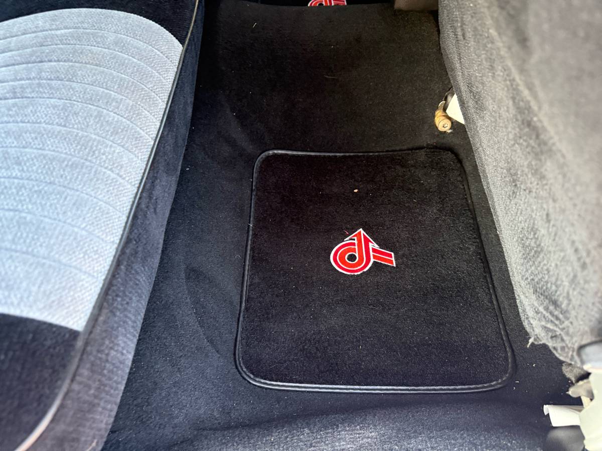 Buick-regal-1987-black-47