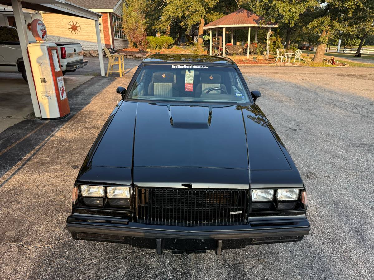 Buick-regal-1987-black-6