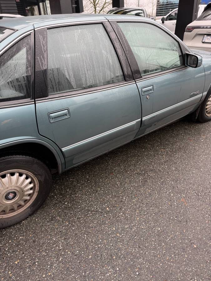 Buick-regal-1996-blue