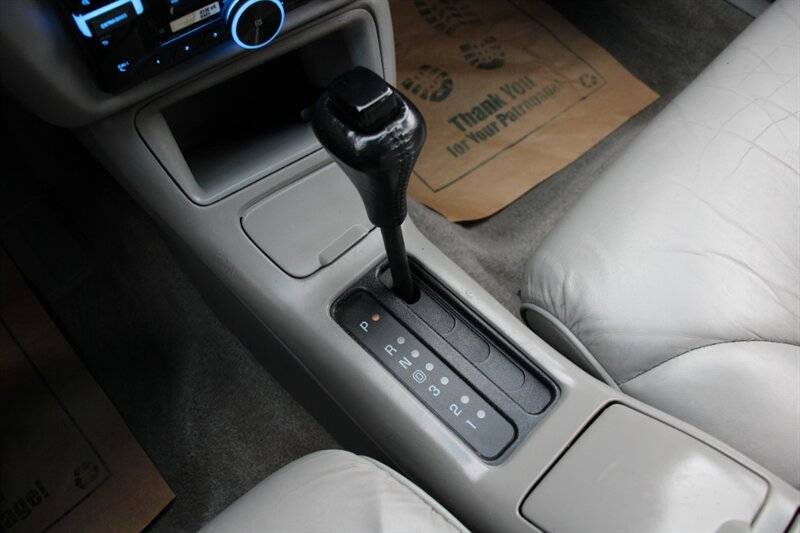 Buick-regal-custom-86k-miles-1995-red-8