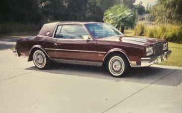 Buick-riviera-1983-2