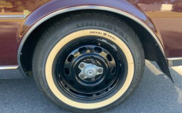 Buick-riviera-1983-5